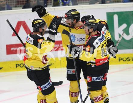 EBEL. Eishockey Bundesliga. EC VSV gegen UPC Vienna Capitals. Torjubel Philippe Lakos, Dustin Sylvester, Danny Bois (Caps). Villach, am 10.2.2015.
Foto: Kuess 


---
pressefotos, pressefotografie, kuess, qs, qspictures, sport, bild, bilder, bilddatenbank