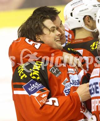 EBEL. Eishockey Bundesliga. KAC gegen HC TWK Innsbruck. Luke Pither, Oliver Setzinger,  (KAC). Klagenfurt, am 10.2.2015.
Foto: Kuess 

---
pressefotos, pressefotografie, kuess, qs, qspictures, sport, bild, bilder, bilddatenbank