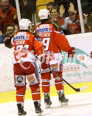 EBEL. Eishockey Bundesliga. KAC gegen HC TWK Innsbruck.  Torjubel Luke Pither, Manuel Geier, (KAC). Klagenfurt, am 10.2.2015.
Foto: Kuess 

---
pressefotos, pressefotografie, kuess, qs, qspictures, sport, bild, bilder, bilddatenbank