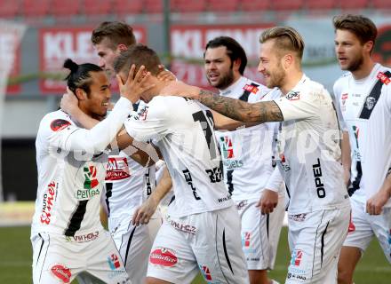 Fussball Bundesliga. RZ Pellets WAC gegen FK Austria Wien. Torjubel Peter Zulj, Manuel Kerhe, Michael Berger, Boris Huettenbrenner, Tadej Trdina, Stephan Palla (WAC). Klagenfiurt, am 15.2.2015.
Foto: Kuess

---
pressefotos, pressefotografie, kuess, qs, qspictures, sport, bild, bilder, bilddatenbank