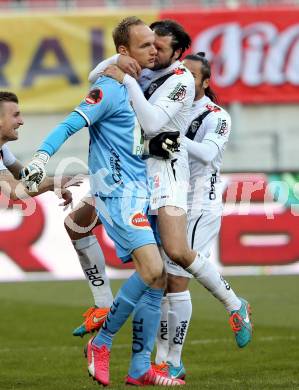 Fussball Bundesliga. RZ Pellets WAC gegen FK Austria Wien. Jubel ueber den  gehaltenen Elfmeter Alexander Kofler, Nemanja Rnic, (WAC). Klagenfiurt, am 15.2.2015.
Foto: Kuess

---
pressefotos, pressefotografie, kuess, qs, qspictures, sport, bild, bilder, bilddatenbank