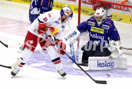 EBEL. Eishockey Bundesliga. EC VSV gegen EC Red Bull Salzburg. Jean Philippe Lamoureux (VSV), Daniel Welser (Salzburg). Villach, am 17.2.2015.
Foto: Kuess
---
pressefotos, pressefotografie, kuess, qs, qspictures, sport, bild, bilder, bilddatenbank