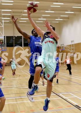 Basketball 2.Bundesliga 2014/15 Grunddurchgang 20.Runde. Raiders Villach gegen BBU Salzburg. Andreas Napokoj (Villach), Jamal Mc Clerkin (Salzburg). Villach, am 21.2.1015.
Foto: Kuess
---
pressefotos, pressefotografie, kuess, qs, qspictures, sport, bild, bilder, bilddatenbank