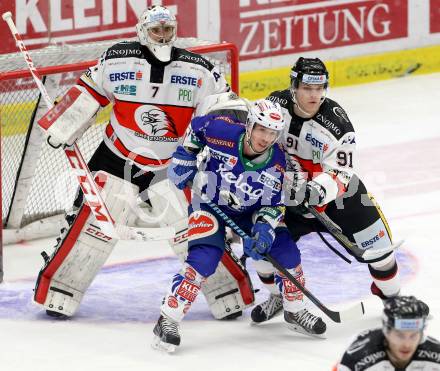 EBEL. Eishockey Bundesliga. EC VSV gegen Orli Znojmo. Marco Pewal,  (VSV), Patrik Nechvatal, Martin Nemcik (Orli Znojmo). Villach, am 22.2.2015.
Foto: Kuess 


---
pressefotos, pressefotografie, kuess, qs, qspictures, sport, bild, bilder, bilddatenbank