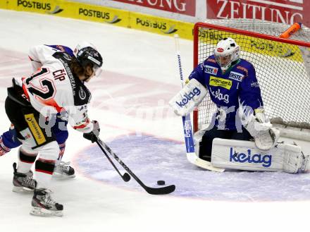 EBEL. Eishockey Bundesliga. EC VSV gegen Orli Znojmo.  Jean Philippe Lamoureux,  (VSV), Radek Cip (Orli Znojmo). Villach, am 22.2.2015.
Foto: Kuess 


---
pressefotos, pressefotografie, kuess, qs, qspictures, sport, bild, bilder, bilddatenbank