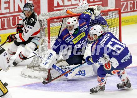 EBEL. Eishockey Bundesliga. EC VSV gegen Orli Znojmo. Jean Philippe Lamoureux, Eric Hunter, (VSV), Jiri Beroun  (Orli Znojmo). Villach, am 22.2.2015.
Foto: Kuess 


---
pressefotos, pressefotografie, kuess, qs, qspictures, sport, bild, bilder, bilddatenbank