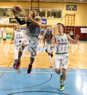 Basketball 2.Bundesliga 2014/15 Grunddurchgang 21.Runde. KOS Celovec gegen Raiders Villach. Andi Smrtnik, (KOS), Thomas Kelley  (Villach). Klagenfurt, am 27.2.1015.
Foto: Kuess
---
pressefotos, pressefotografie, kuess, qs, qspictures, sport, bild, bilder, bilddatenbank