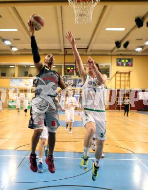 Basketball 2.Bundesliga 2014/15 Grunddurchgang 21.Runde. KOS Celovec gegen Raiders Villach. Andi Smrtnik,  (KOS), Thomas Kelley (Villach). Klagenfurt, am 27.2.1015.
Foto: Kuess
---
pressefotos, pressefotografie, kuess, qs, qspictures, sport, bild, bilder, bilddatenbank