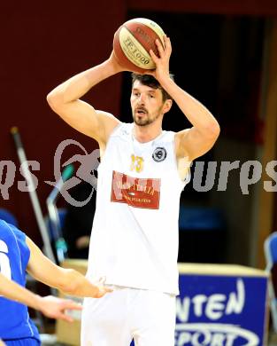 Basketball 2.Bundesliga 2014/15 Grunddurchgang 21.Runde. Woerthersee Piraten gegen BBU Salzburg. Selmir Husanovic (Piraten). Klagenfurt, am 28.2.1015.
Foto: Kuess
---
pressefotos, pressefotografie, kuess, qs, qspictures, sport, bild, bilder, bilddatenbank