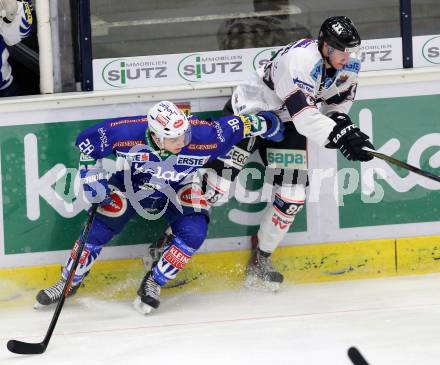 EBEL. Eishockey Bundesliga. EC VSV gegen SAPA Fehervar AV19. Marius Goehringer, (VSV), Tamas Robert Sapatki  (Alba Volan). Villach, am 3.3.2015.
Foto: Kuess 


---
pressefotos, pressefotografie, kuess, qs, qspictures, sport, bild, bilder, bilddatenbank