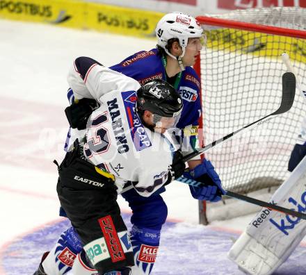 EBEL. Eishockey Bundesliga. EC VSV gegen SAPA Fehervar AV19. Mario Altmann,  (VSV), Brandon Marino (Alba Volan). Villach, am 3.3.2015.
Foto: Kuess 


---
pressefotos, pressefotografie, kuess, qs, qspictures, sport, bild, bilder, bilddatenbank