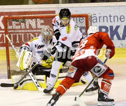 EBEL. Eishockey Bundesliga. KAC gegen Dornbirner Eishockey Club.  Thomas Koch,  (KAC), Olivier Magnan Grenier, Nathan Lawson (Dornbirn). Klagenfurt, am 3.3.2015.
Foto: Kuess 

---
pressefotos, pressefotografie, kuess, qs, qspictures, sport, bild, bilder, bilddatenbank