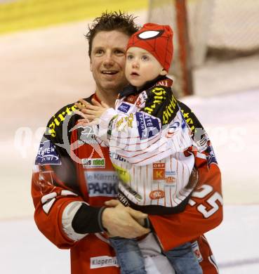 EBEL. Eishockey Bundesliga. KAC gegen Dornbirner Eishockey Club. Jubel Kirk Furey (KAC). Klagenfurt, am 3.3.2015.
Foto: Kuess 

---
pressefotos, pressefotografie, kuess, qs, qspictures, sport, bild, bilder, bilddatenbank