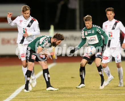 Fussball Bundesliga. RZ Pellets WAC gegen SV Josko Ried. Manuel Weber,  (WAC), Oliver Kragl (Ried). Wolfsberg, am 4.3.2015.
Foto: Kuess

---
pressefotos, pressefotografie, kuess, qs, qspictures, sport, bild, bilder, bilddatenbank