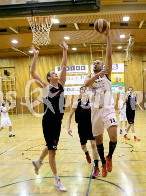 Basketball 2.Bundesliga 2014/15 Grunddurchgang 22.Runde. Radenthein Garnets gegen Mistelbach Mustangs. Vjeran Soldo, (Radenthein),  Ivo Prachar  (Mistelbach). Radenthein, am 7.3.1015.
Foto: Kuess
---
pressefotos, pressefotografie, kuess, qs, qspictures, sport, bild, bilder, bilddatenbank