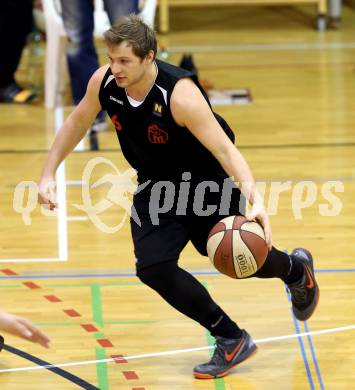 Basketball 2.Bundesliga 2014/15 Grunddurchgang 22.Runde. Radenthein Garnets gegen Mistelbach Mustangs. Ronald Sprung (Mistelbach). Radenthein, am 7.3.1015.
Foto: Kuess
---
pressefotos, pressefotografie, kuess, qs, qspictures, sport, bild, bilder, bilddatenbank