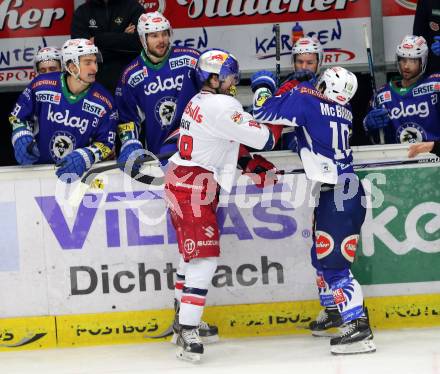 EBEL. Eishockey Bundesliga. EC VSV gegen EC Red Bull Salzburg. Rauferei Brock McBride,  (VSV), Kyle Beach (Salzburg). Villach, am 8.3.2015.
Foto: Kuess 


---
pressefotos, pressefotografie, kuess, qs, qspictures, sport, bild, bilder, bilddatenbank