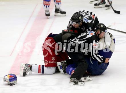 EBEL. Eishockey Bundesliga. EC VSV gegen EC Red Bull Salzburg. Rauferei Stefan Bacher,  (VSV), Kyle Beach (Salzburg). Villach, am 8.3.2015.
Foto: Kuess 


---
pressefotos, pressefotografie, kuess, qs, qspictures, sport, bild, bilder, bilddatenbank