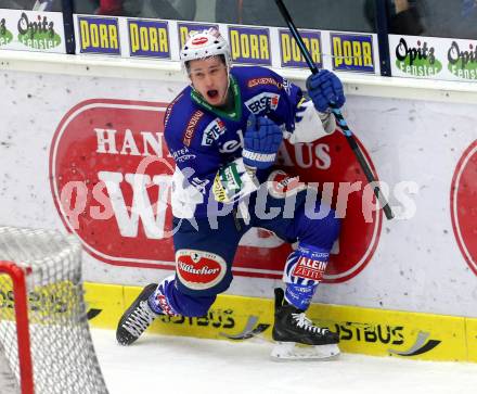 EBEL. Eishockey Bundesliga. EC VSV gegen EC Red Bull Salzburg. Torjubel Patrick Platzer (VSV). Villach, am 8.3.2015.
Foto: Kuess 


---
pressefotos, pressefotografie, kuess, qs, qspictures, sport, bild, bilder, bilddatenbank