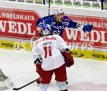 EBEL. Eishockey Bundesliga. EC VSV gegen EC Red Bull Salzburg. Torjubel Mark Santorelli (VSV). Villach, am 8.3.2015.
Foto: Kuess 


---
pressefotos, pressefotografie, kuess, qs, qspictures, sport, bild, bilder, bilddatenbank