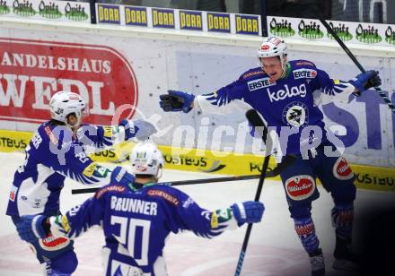 EBEL. Eishockey Bundesliga. EC VSV gegen EC Red Bull Salzburg. Torjubel Patrick Platzer, Nico Brunner, Marius Goehringer (VSV). Villach, am 8.3.2015.
Foto: Kuess 


---
pressefotos, pressefotografie, kuess, qs, qspictures, sport, bild, bilder, bilddatenbank