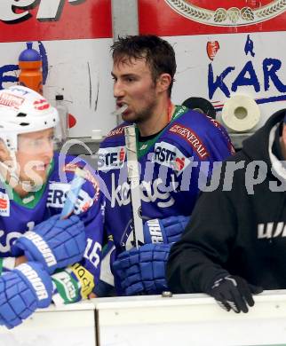 EBEL. Eishockey Bundesliga. EC VSV gegen EC Red Bull Salzburg. Mark Santorelli (VSV). Villach, am 13.3.2015.
Foto: Kuess 


---
pressefotos, pressefotografie, kuess, qs, qspictures, sport, bild, bilder, bilddatenbank