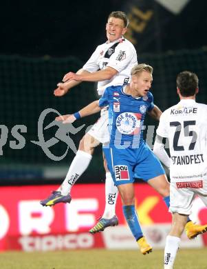 Fussball Bundesliga. RZ Pellets WAC gegen SC Wiener Neustadt. Daniel Drescher (WAC), Michael Tieber (Wiener Neustadt). Wolfsberg, am 14.3.2015.
Foto: Kuess

---
pressefotos, pressefotografie, kuess, qs, qspictures, sport, bild, bilder, bilddatenbank