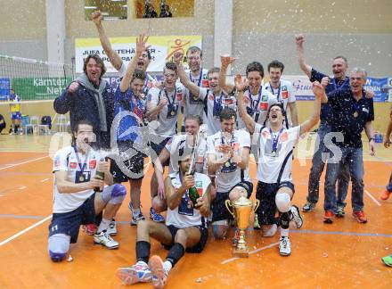 Volleyball. Middle European League. MEVZA. SK Posojilnica Aich/Dob gegen Hypo Tirol VT. Jubel Tirol. Bleiburg, 15.3.2015
Foto: Kuess

---
pressefotos, pressefotografie, kuess, qs, qspictures, sport, bild, bilder, bilddatenbank