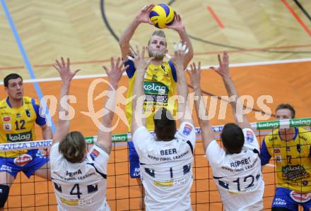 Volleyball. Middle European League. MEVZA. SK Posojilnica Aich/Dob gegen Hypo Tirol VT. Peter Wohlfahrtstaetter (Aich/Dob). Bleiburg, 15.3.2015
Foto: Kuess

---
pressefotos, pressefotografie, kuess, qs, qspictures, sport, bild, bilder, bilddatenbank