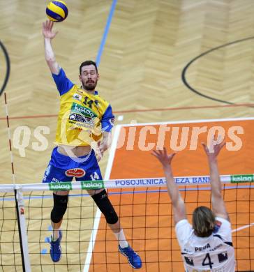 Volleyball. Middle European League. MEVZA. SK Posojilnica Aich/Dob gegen Hypo Tirol VT. Stephen Anthony Nash (Aich/Dob). Bleiburg, 15.3.2015
Foto: Kuess

---
pressefotos, pressefotografie, kuess, qs, qspictures, sport, bild, bilder, bilddatenbank