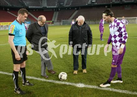 Fussball Regionalliga. SK Austria Klagenfurt gegen SAK. Ankick durch Marjan Sturm, Josef Feldner und Sandro Zakany (Austria Klagenfurt). Klagenfurt, 20.3.2015
Foto: Kuess 
---
pressefotos, pressefotografie, kuess, qs, qspictures, sport, bild, bilder, bilddatenbank