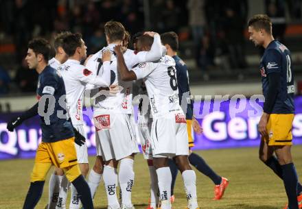 Fussball Bundesliga. RZ Pellets WAC gegen FC Red Bull Salzburg. Torjubel De Oliveira Silvio Carlos, Michael Sollbauer (WAC). Wolfsberg, am 21.3.2015.
Foto: Kuess

---
pressefotos, pressefotografie, kuess, qs, qspictures, sport, bild, bilder, bilddatenbank