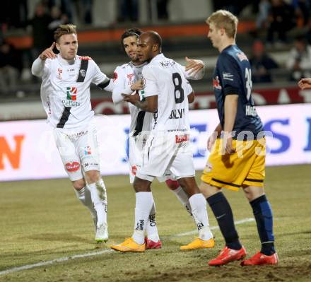 Fussball Bundesliga. RZ Pellets WAC gegen FC Red Bull Salzburg.  Torjubel De Oliveira Silvio Carlos, Jacobo Ynclan, Michael Sollbauer (WAC). Wolfsberg, am 21.3.2015.
Foto: Kuess

---
pressefotos, pressefotografie, kuess, qs, qspictures, sport, bild, bilder, bilddatenbank