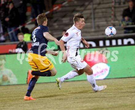 Fussball Bundesliga. RZ Pellets WAC gegen FC Red Bull Salzburg. Christopher Wernitznig,  (WAC), Christian Schwegler (Salzburg). Wolfsberg, am 21.3.2015.
Foto: Kuess

---
pressefotos, pressefotografie, kuess, qs, qspictures, sport, bild, bilder, bilddatenbank