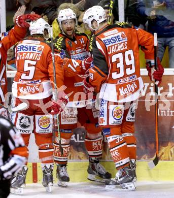 EBEL. Eishockey Bundesliga. KAC gegen EC Red Bull Salzburg. Torjubel Johannes Reichel,  Jean Francois Jacques, Jason Desantis (KAC). Klagenfurt, am 24.3.2015.
Foto: Kuess 

---
pressefotos, pressefotografie, kuess, qs, qspictures, sport, bild, bilder, bilddatenbank