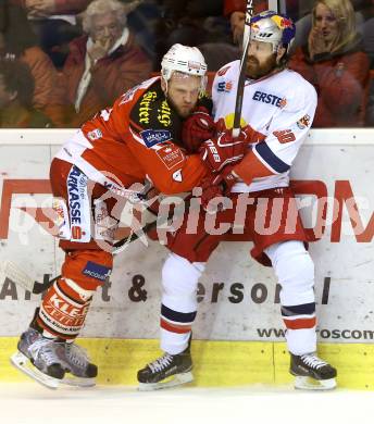 EBEL. Eishockey Bundesliga. KAC gegen EC Red Bull Salzburg. Thomas Poeck,  (KAC), Troy Milam (Salzburg). Klagenfurt, am 24.3.2015.
Foto: Kuess 

---
pressefotos, pressefotografie, kuess, qs, qspictures, sport, bild, bilder, bilddatenbank