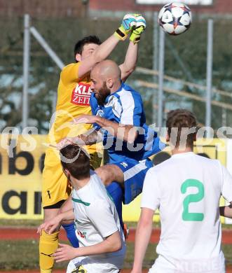 Fussball Kaerntner Liga. Voelkermarkt gegen Annabichler SV.  Mario Mairitsch,  (Voelkermarkt),  Stephan Mathias Stueckler (ASV). Voelkermarkt , am 28.3.2015.
Foto: Kuess
---
pressefotos, pressefotografie, kuess, qs, qspictures, sport, bild, bilder, bilddatenbank