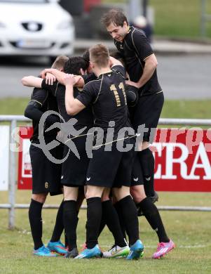 Fussball Kaerntner Liga. Koettmannsdorf gegen Lendorf. Torjubel  (Koettmannsdorf). Koettmannsdorf, am 29.3.2015.
Foto: Kuess
---
pressefotos, pressefotografie, kuess, qs, qspictures, sport, bild, bilder, bilddatenbank