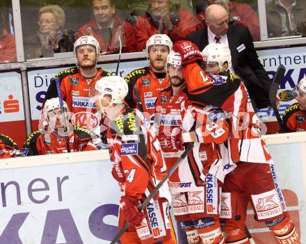 EBEL. Eishockey Bundesliga. KAC gegen EC Red Bull Salzburg. Jean Francois Jacques, Thomas Hundertpfund (KAC). Klagenfurt, am 29.3.2015.
Foto: Kuess 

---
pressefotos, pressefotografie, kuess, qs, qspictures, sport, bild, bilder, bilddatenbank