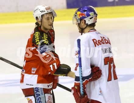 EBEL. Eishockey Bundesliga. KAC gegen EC Red Bull Salzburg. Daniel Ban,  (KAC), John Hughes (Salzburg). Klagenfurt, am 29.3.2015.
Foto: Kuess 

---
pressefotos, pressefotografie, kuess, qs, qspictures, sport, bild, bilder, bilddatenbank