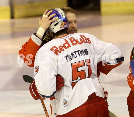 EBEL. Eishockey Bundesliga. KAC gegen EC Red Bull Salzburg.  Thomas Poeck,  (KAC), Matthias Trattnig (Salzburg). Klagenfurt, am 29.3.2015.
Foto: Kuess 

---
pressefotos, pressefotografie, kuess, qs, qspictures, sport, bild, bilder, bilddatenbank