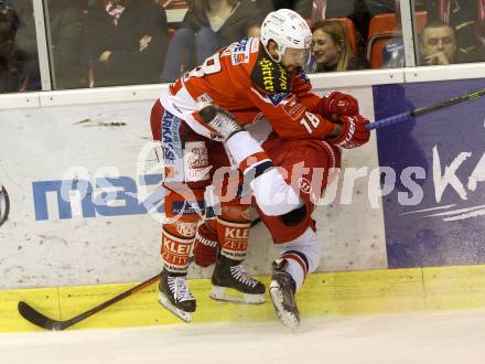 EBEL. Eishockey Bundesliga. KAC gegen EC Red Bull Salzburg. Thomas Koch,  (KAC), Alexander Rauchenwald (Salzburg). Klagenfurt, am 29.3.2015.
Foto: Kuess 

---
pressefotos, pressefotografie, kuess, qs, qspictures, sport, bild, bilder, bilddatenbank