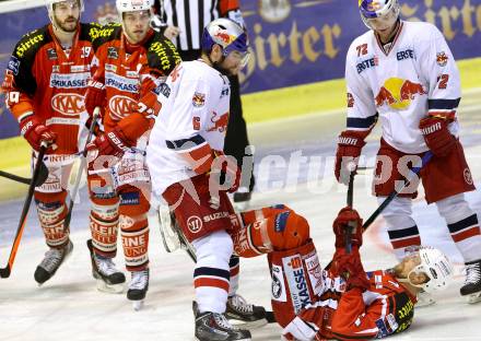 EBEL. Eishockey Bundesliga. KAC gegen EC Red Bull Salzburg. Jamie Lundmark,  (KAC), Alexander Pallestrang, HUGHES John (Salzburg). Klagenfurt, am 29.3.2015.
Foto: Kuess 

---
pressefotos, pressefotografie, kuess, qs, qspictures, sport, bild, bilder, bilddatenbank