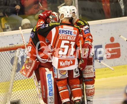 EBEL. Eishockey Bundesliga. KAC gegen EC Red Bull Salzburg. Rene Swette, Oliver Setzinger (KAC). Klagenfurt, am 29.3.2015.
Foto: Kuess 

---
pressefotos, pressefotografie, kuess, qs, qspictures, sport, bild, bilder, bilddatenbank