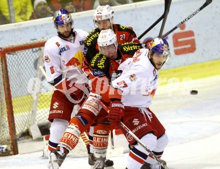 EBEL. Eishockey Bundesliga. KAC gegen EC Red Bull Salzburg. David Schuller, Manuel Geier,  (KAC), Alexander Pallestrang, Konstantin Komarek (Salzburg). Klagenfurt, am 29.3.2015.
Foto: Kuess 

---
pressefotos, pressefotografie, kuess, qs, qspictures, sport, bild, bilder, bilddatenbank