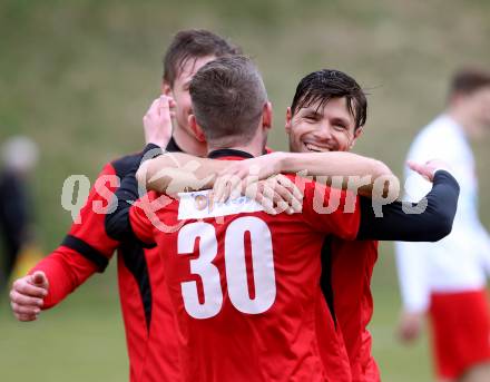 Fussball. Kaerntner Liga. Maria Saal gegen FC Alpe Adria. torjubel Christof Reichmann, Zsolt Vari (Maria Saal). Maria Saal, 4.4.2015.
Foto: Kuess
---
pressefotos, pressefotografie, kuess, qs, qspictures, sport, bild, bilder, bilddatenbank