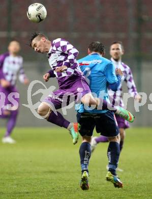 Fussball Regionalliga. SK Austria Klagenfurt gegen Gurten. Vedran Vinko, (Klagenfurt), Martin Feichtinger  (Gurten). Klagenfurt,  4.4.2015.
Foto: Kuess
---
pressefotos, pressefotografie, kuess, qs, qspictures, sport, bild, bilder, bilddatenbank