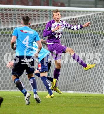 Fussball Regionalliga. SK Austria Klagenfurt gegen Gurten. Marco Leininger,  (Klagenfurt), Thomas Reiter (Gurten). Klagenfurt,  4.4.2015.
Foto: Kuess
---
pressefotos, pressefotografie, kuess, qs, qspictures, sport, bild, bilder, bilddatenbank