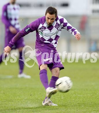 Fussball Regionalliga. SK Austria Klagenfurt gegen Gurten. Mirnes Becirovic (Klagenfurt). Klagenfurt,  4.4.2015.
Foto: Kuess
---
pressefotos, pressefotografie, kuess, qs, qspictures, sport, bild, bilder, bilddatenbank