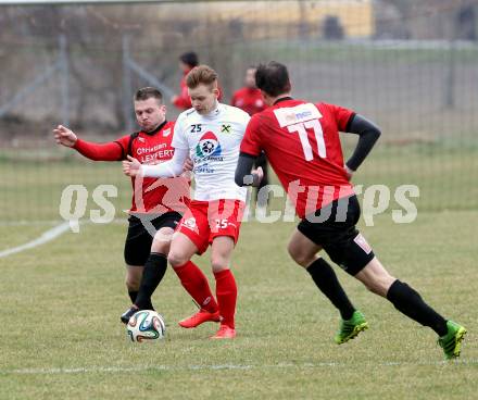 Fussball. Kaerntner Liga. Maria Saal gegen FC Alpe Adria. Zoran Jorgic, Rok Smid (Maria Saal), Heiko Norbert Springer (Alpe Adria). Maria Saal, 4.4.2015.
Foto: Kuess
---
pressefotos, pressefotografie, kuess, qs, qspictures, sport, bild, bilder, bilddatenbank